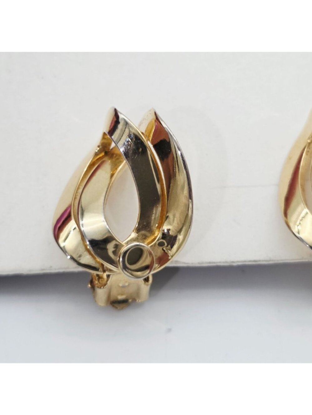 Vintage Gold-Tone Clip-On Earrings With Abstract Swirl Design 1" - Picture 2 of 7